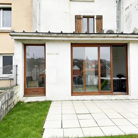 아파트 Charmante Maison Avec Jardin De 300 M2 Proche Vieille De