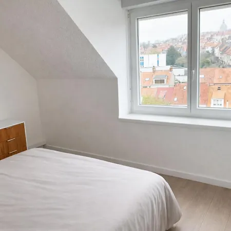 Charmante Maison Avec Jardin De 300 M2 Proche Vieille De 아파트 *